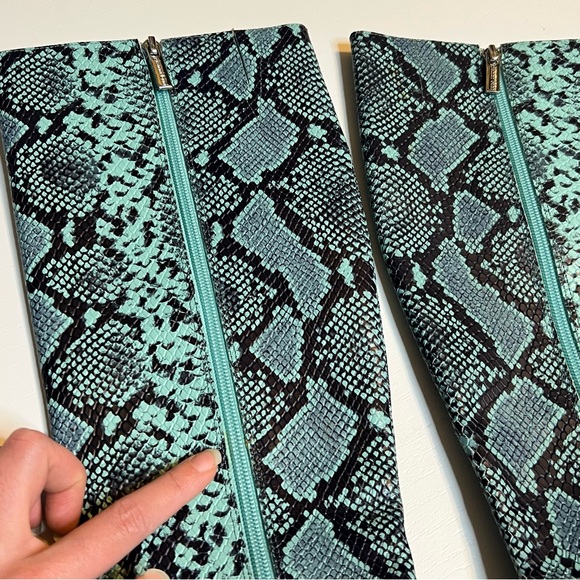 Gianni Bini Lennoxe Snake Print Leather Stilleto Heel Boots Teal Black 6.5 - Picture 5 of 12